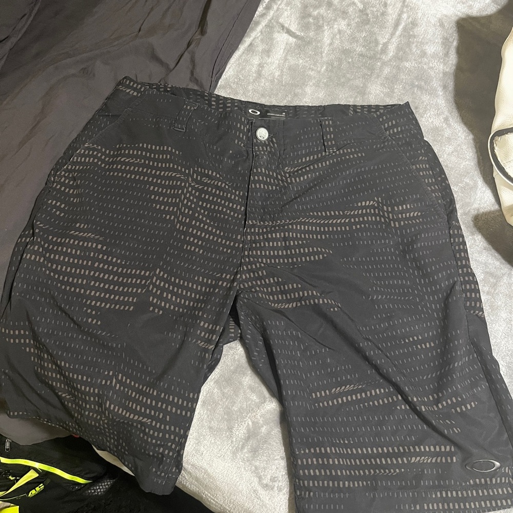 Oakley Black and Gray Patterned Shorts 34